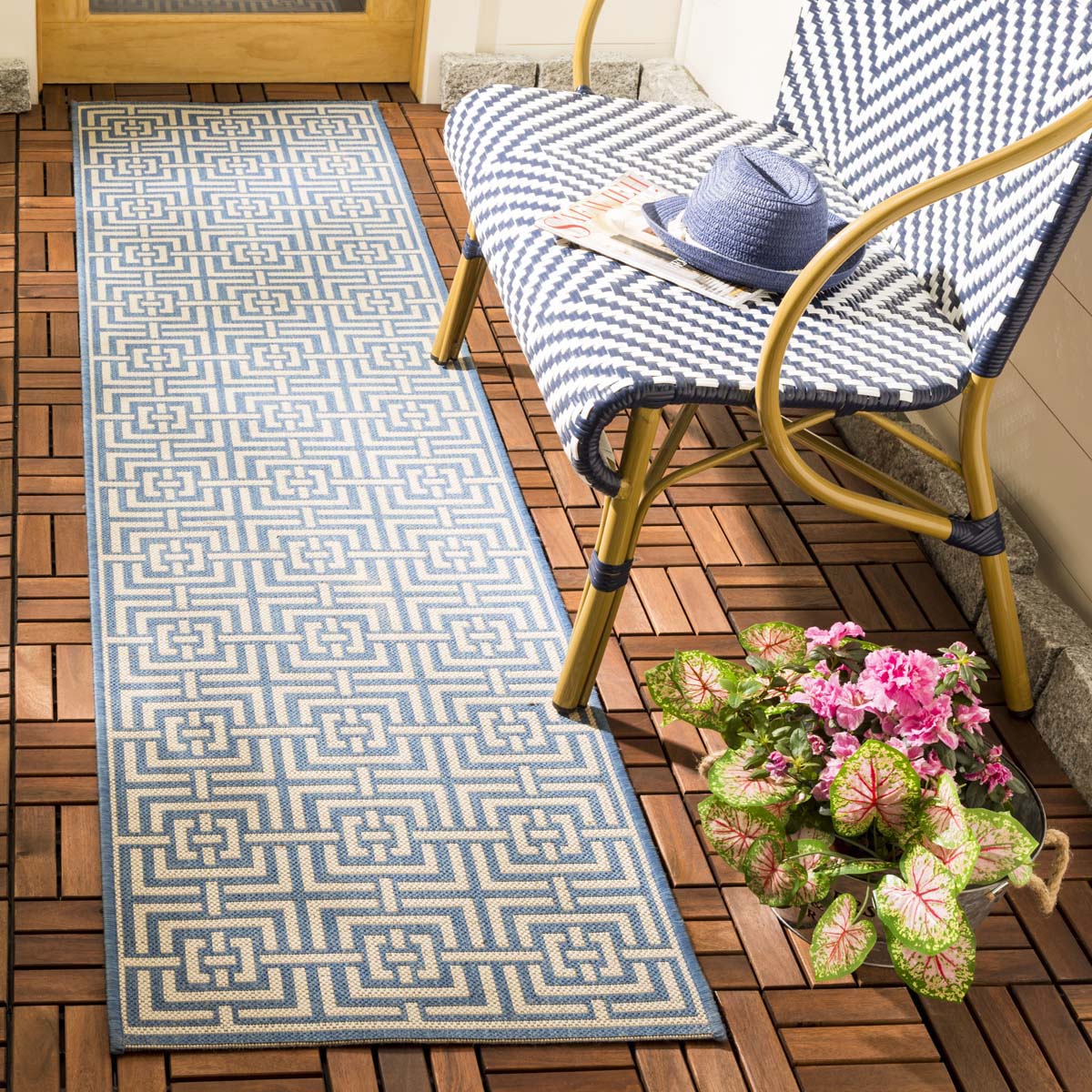Beach House 128 Rug | Safavieh - BHS128