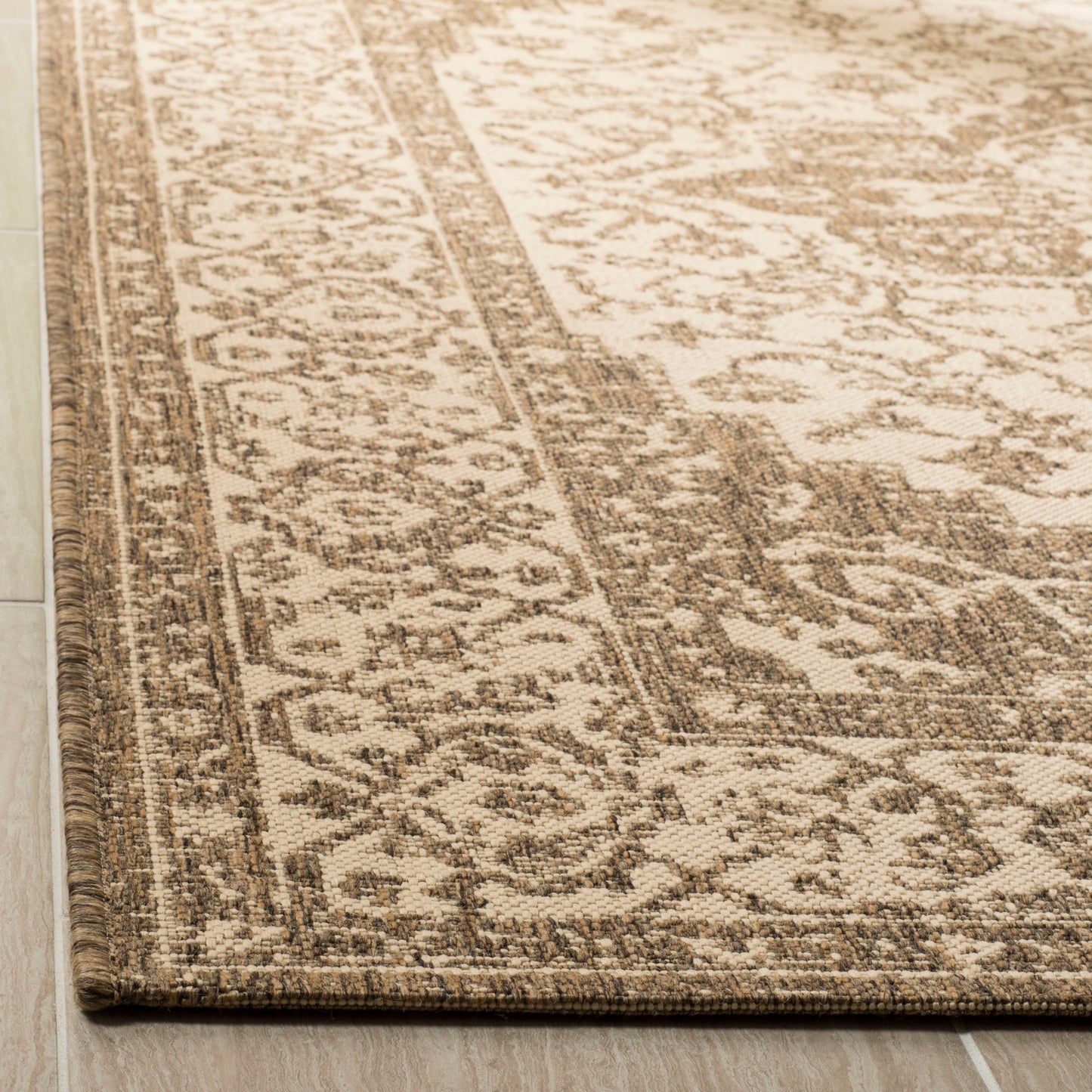 Beach House 137 Rug| Safavieh - BHS137