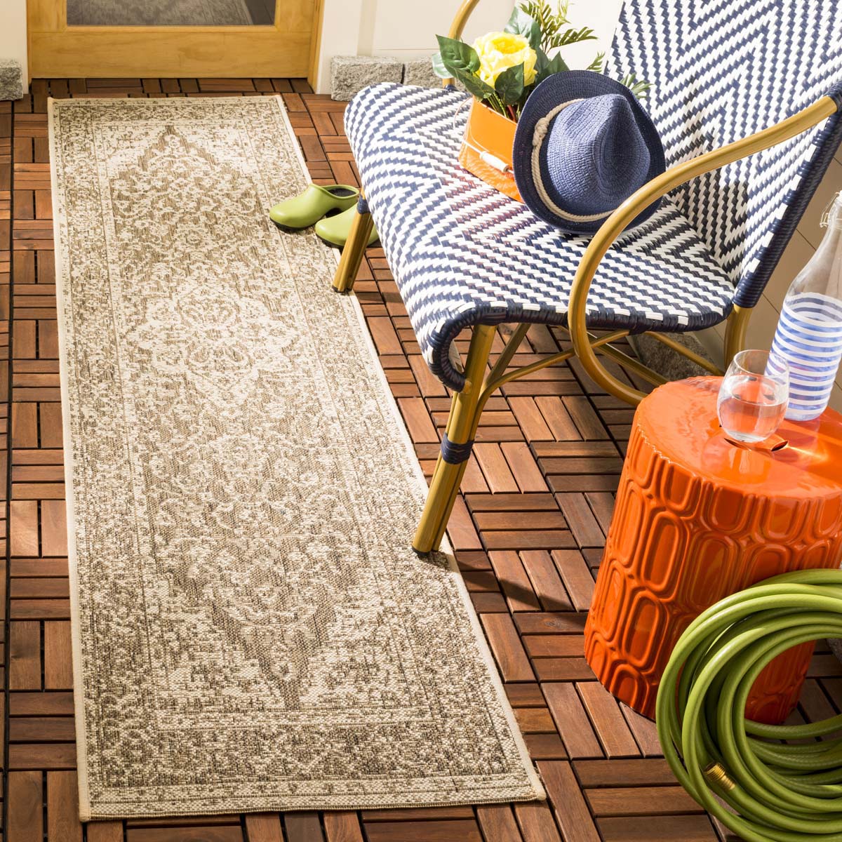 Beach House 137 Rug| Safavieh - BHS137