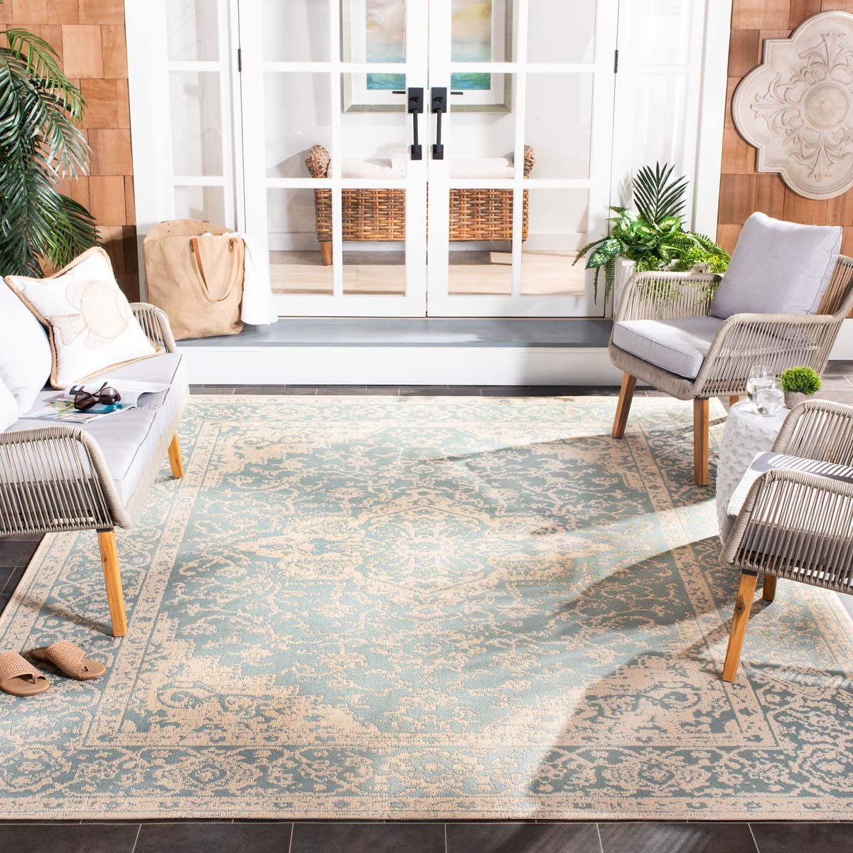 Beach House 137 Rug| Safavieh - BHS137