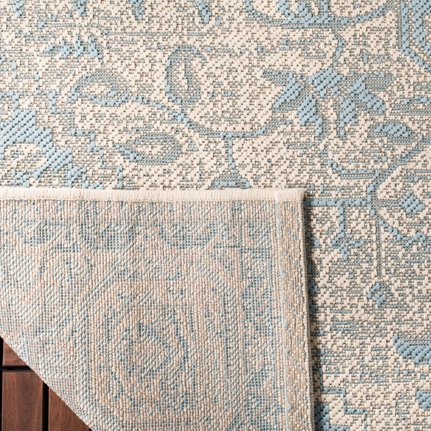 Beach House 138 Rug| Safavieh - BHS138